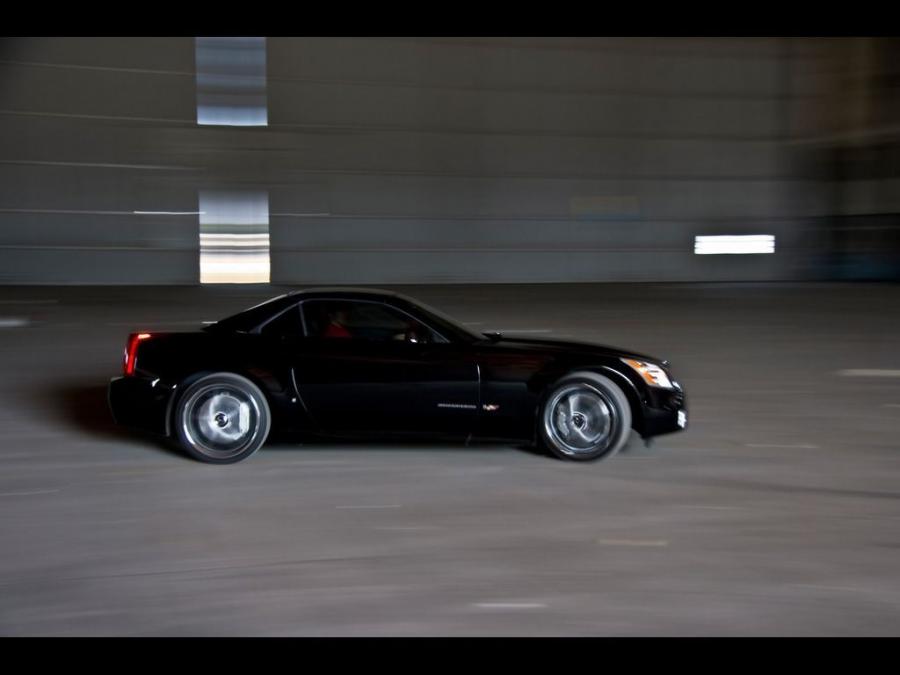  Cadillac XLR-V by D3 2008 года  (фото 3 из 14)